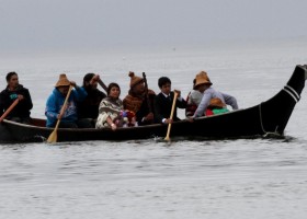The couple traveled by canoe from Opitsahtt to Esowista