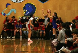 The Alberni girls controlled Dover Bay with a convincing 71-20 win in their opening game of the tournament. 