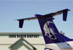 (Tofino-Long Beach Airport photo)