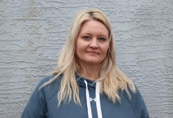 Robyn Hesby, front line support worker at Port Alberni’s overdose prevention site, has spent the last four years caring for her clients at the overdose prevention site, prioritizing trust so that she can help bridge the gap to services, though she notes that the Alberni Valley does not have appropriate detox and rehabilitation facilities.