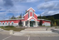 With a population of under 3,000, Tumbler Ridge is located in east-central B.C., not far from the Alberta border. Pictured is the town hall. (Wikimedia Commons photo) 