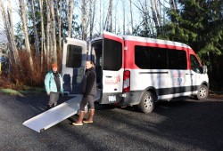 Veterinarians Katie Dantoni and Sion Cahoon are on standby to capture a lost sea lion that wandered onto a Vancouver Island highway. (Nora O’Malley photo)