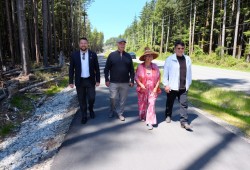 From left: ACRD Chief Administrative Officer Daniel Sailland, retired Area “C” director Kel Roberts, Toquaht Chief Anne Mack and Yuułuʔiłʔatḥ Government President Charles McCarthy walk the completed West Coast MUP together on June 7. 